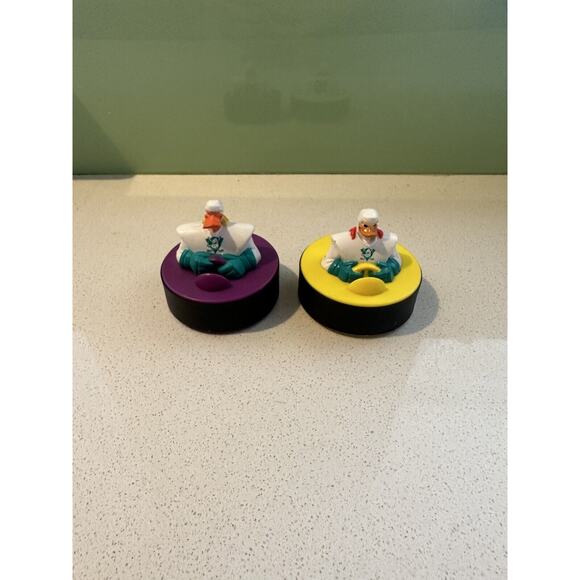 Disney Mighty Ducks Hockey Pucks Complete Set of 2 McDonalds Happy Meal Toys 90s - Picture 1 of 2